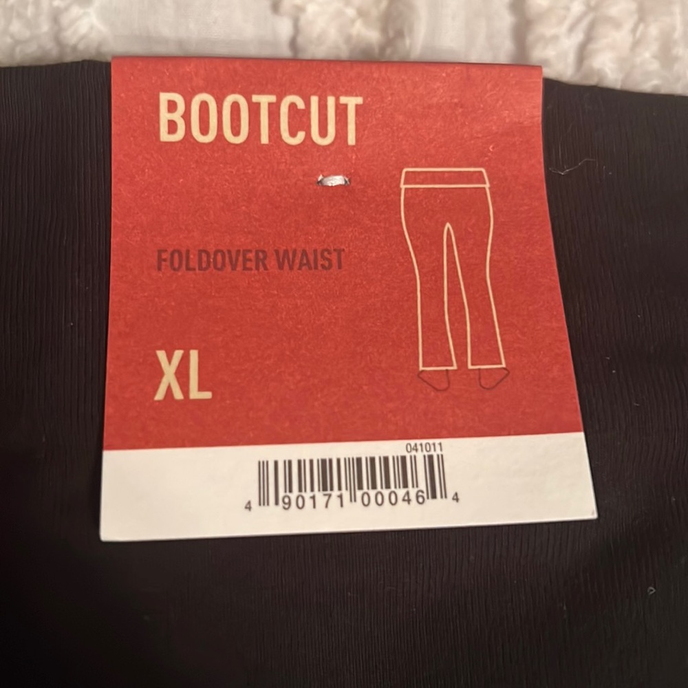 Boot cut yoga pants